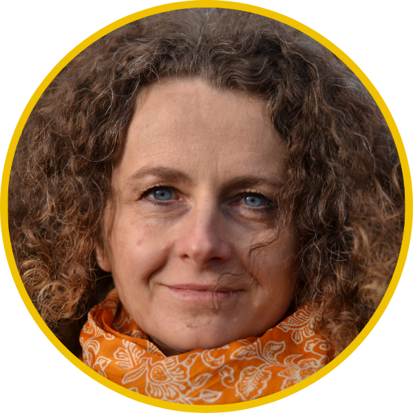 Dr. Iris Van Nespen